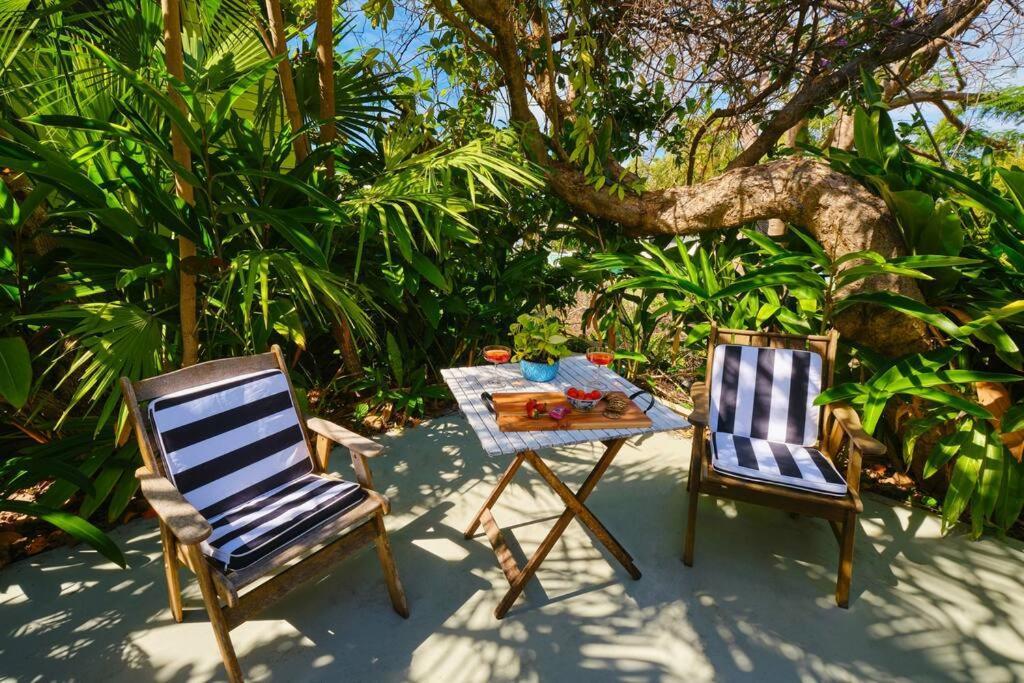 Serenity Picnic Bay Exterior foto